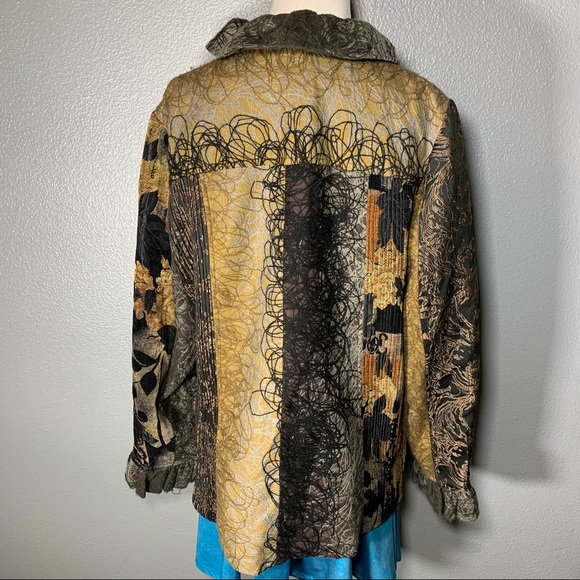 Fab, patterned, tapestry, ruffle coat!! - Picture 5 of 14